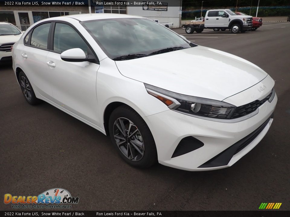 2022 Kia Forte LXS Snow White Pearl / Black Photo #2
