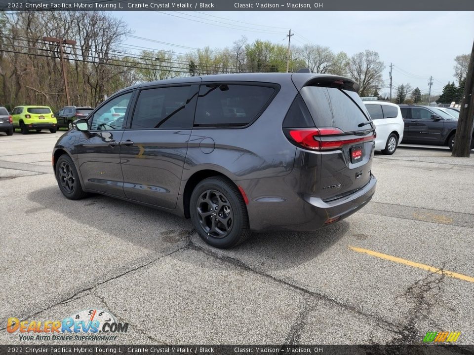 2022 Chrysler Pacifica Hybrid Touring L Granite Crystal Metallic / Black Photo #10