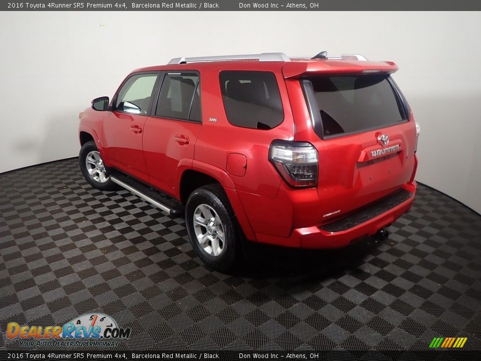 2016 Toyota 4Runner SR5 Premium 4x4 Barcelona Red Metallic / Black Photo #15