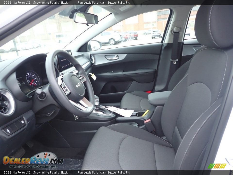2022 Kia Forte LXS Snow White Pearl / Black Photo #14
