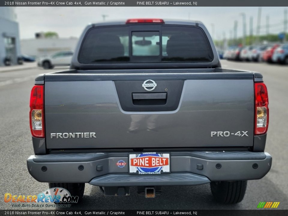 2018 Nissan Frontier Pro-4X Crew Cab 4x4 Gun Metallic / Graphite Photo #13