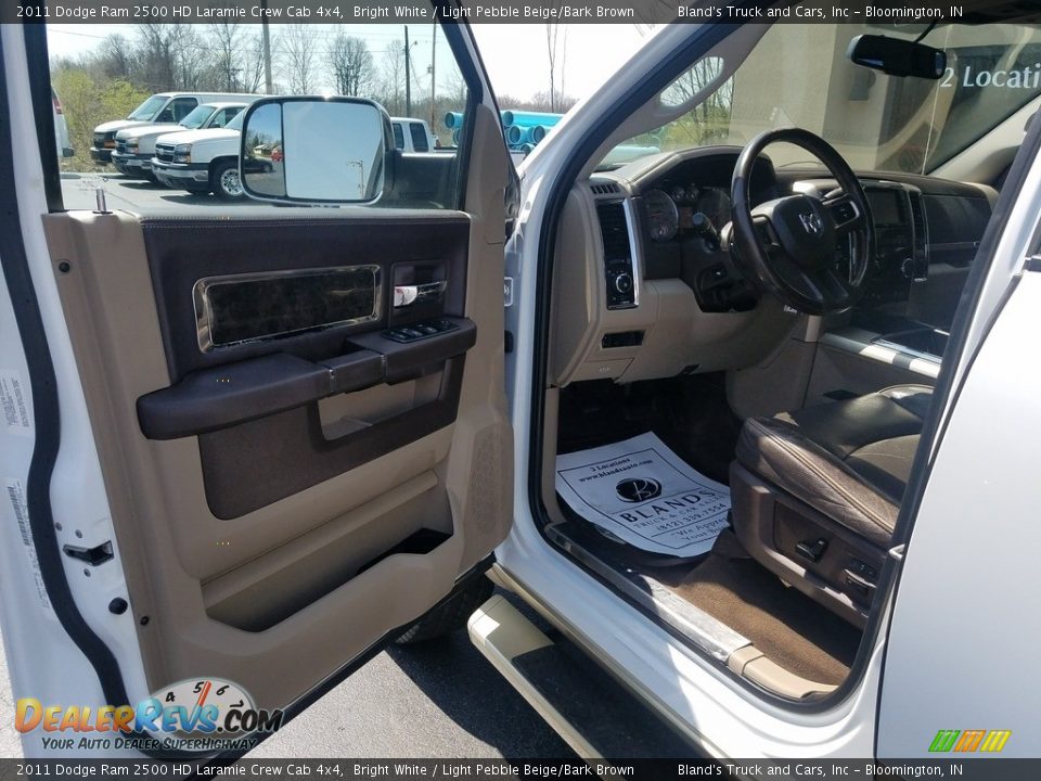 2011 Dodge Ram 2500 HD Laramie Crew Cab 4x4 Bright White / Light Pebble Beige/Bark Brown Photo #8