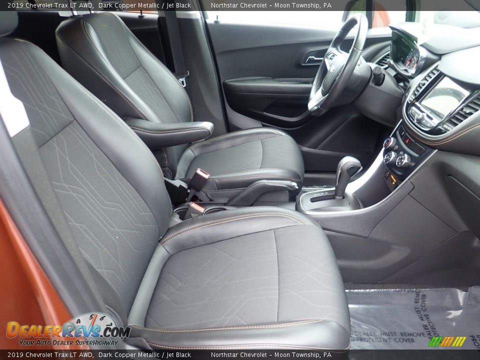 Front Seat of 2019 Chevrolet Trax LT AWD Photo #15