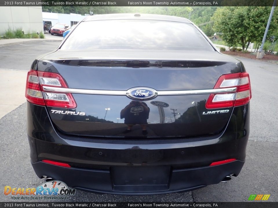 2013 Ford Taurus Limited Tuxedo Black Metallic / Charcoal Black Photo #3