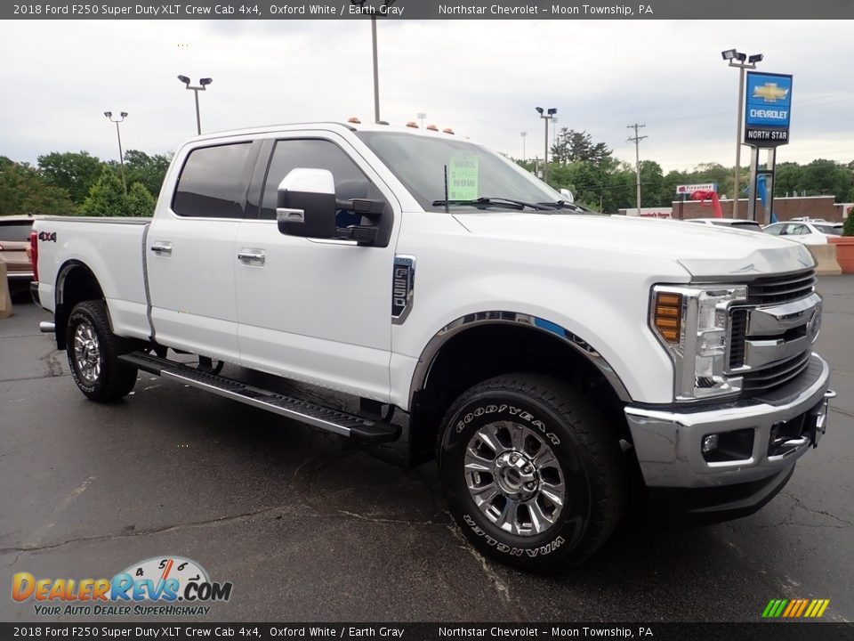 2018 Ford F250 Super Duty XLT Crew Cab 4x4 Oxford White / Earth Gray Photo #10