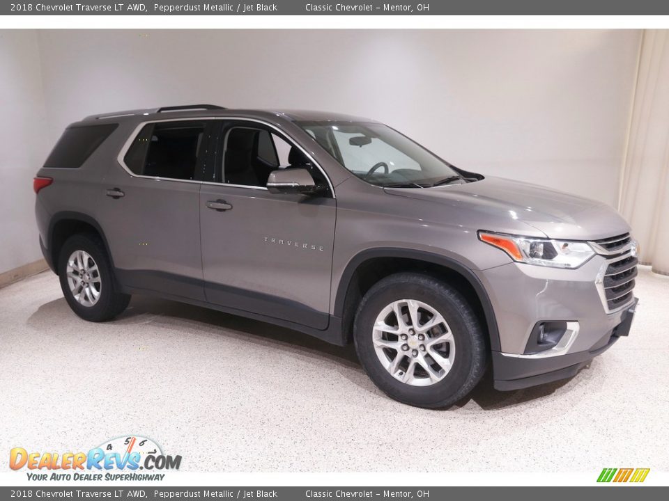 2018 Chevrolet Traverse LT AWD Pepperdust Metallic / Jet Black Photo #1