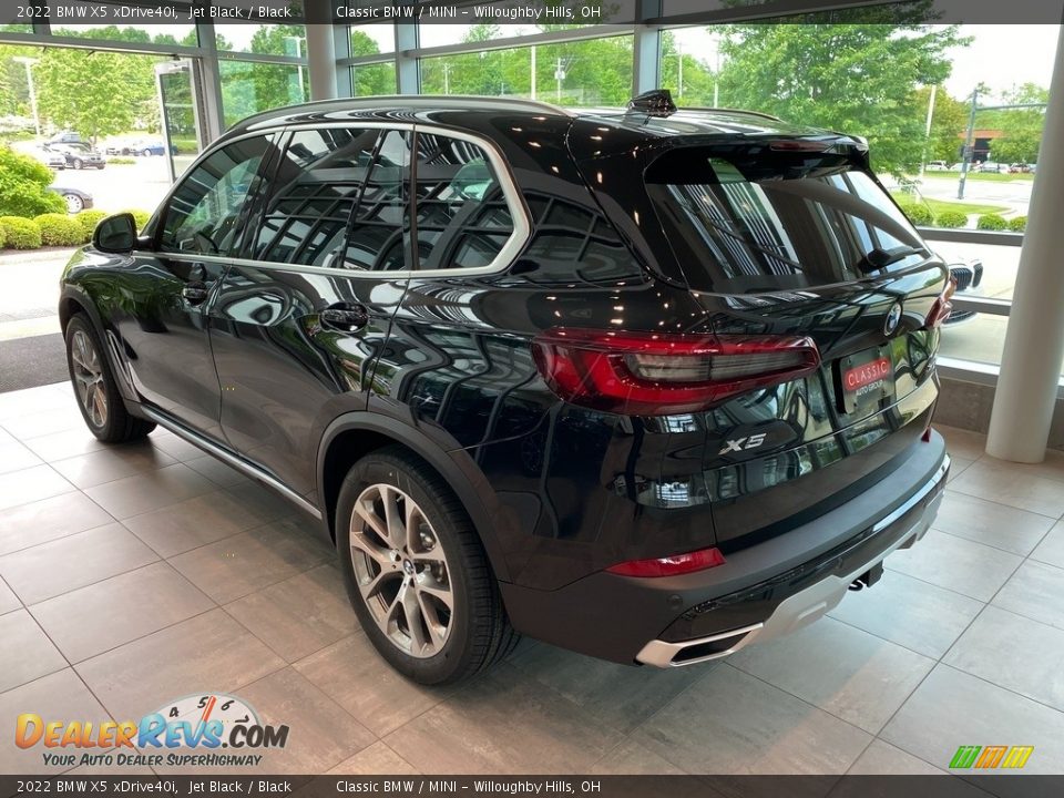 2022 BMW X5 xDrive40i Jet Black / Black Photo #2