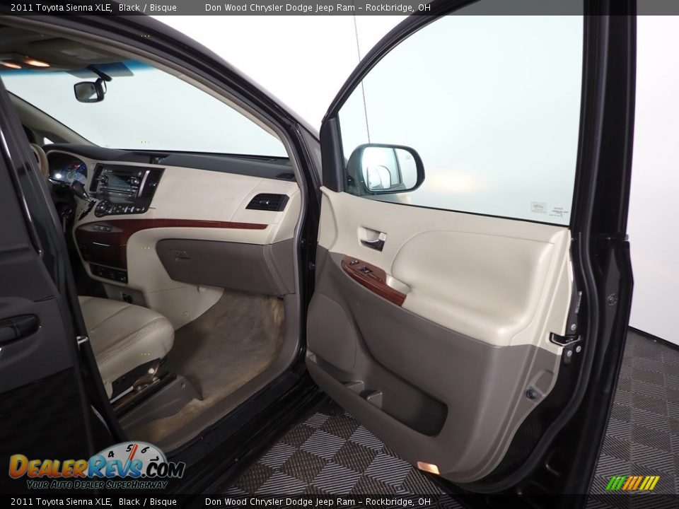2011 Toyota Sienna XLE Black / Bisque Photo #32