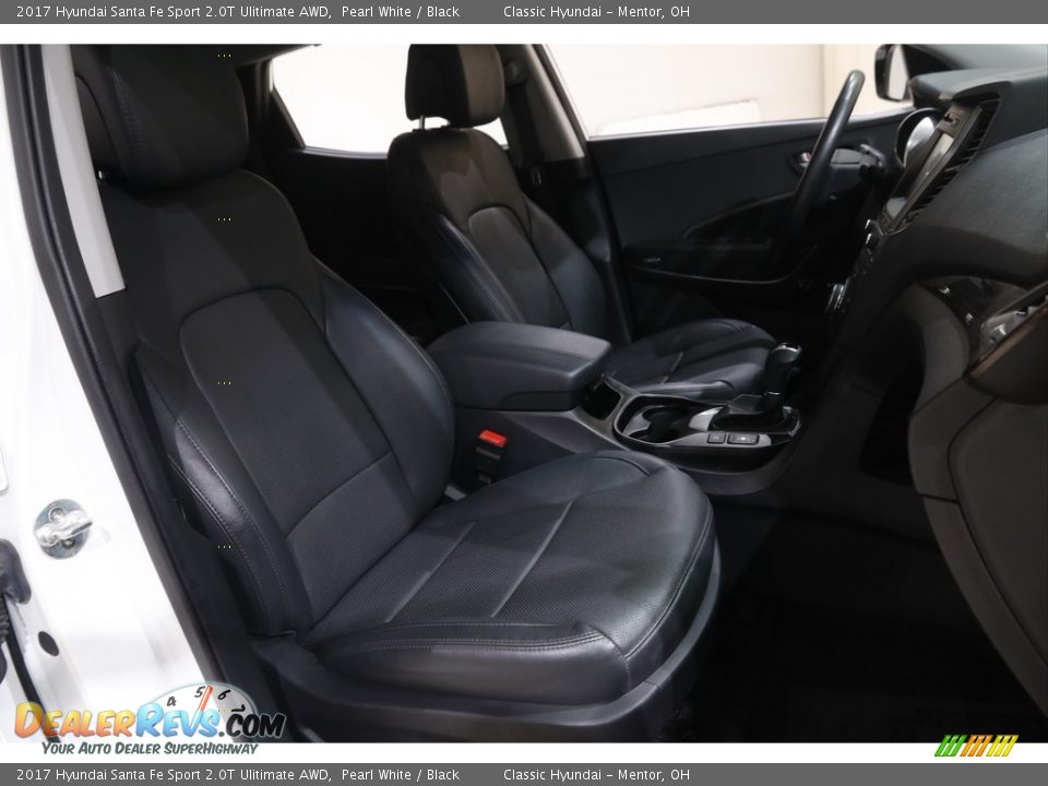 Front Seat of 2017 Hyundai Santa Fe Sport 2.0T Ulitimate AWD Photo #17