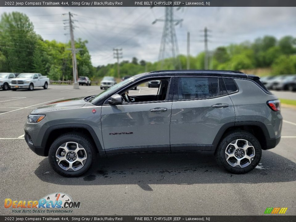 2022 Jeep Compass Trailhawk 4x4 Sting Gray / Black/Ruby Red Photo #3