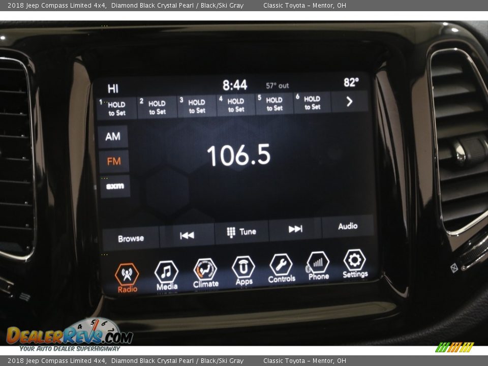 2018 Jeep Compass Limited 4x4 Diamond Black Crystal Pearl / Black/Ski Gray Photo #10