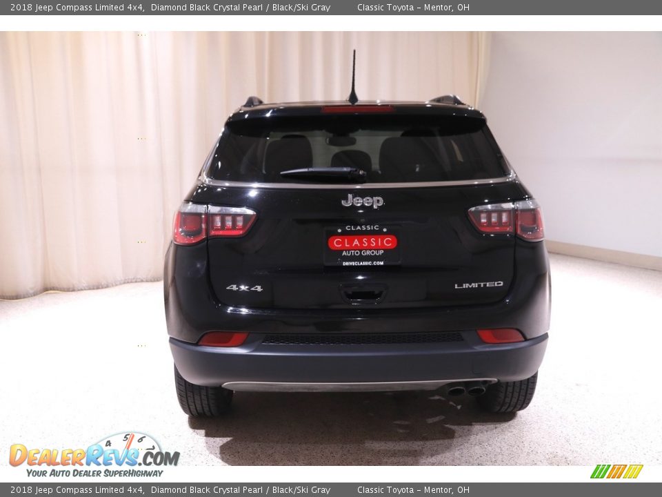 2018 Jeep Compass Limited 4x4 Diamond Black Crystal Pearl / Black/Ski Gray Photo #20