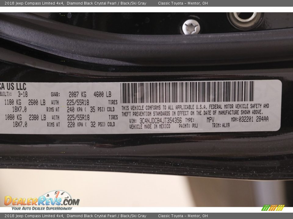 2018 Jeep Compass Limited 4x4 Diamond Black Crystal Pearl / Black/Ski Gray Photo #22