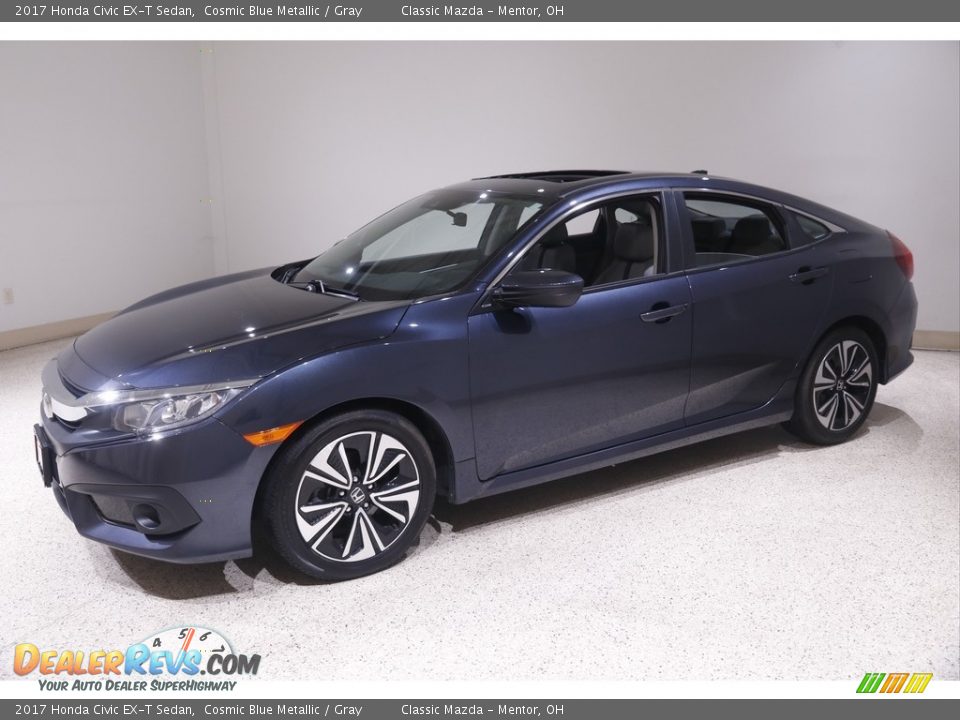 Front 3/4 View of 2017 Honda Civic EX-T Sedan Photo #3