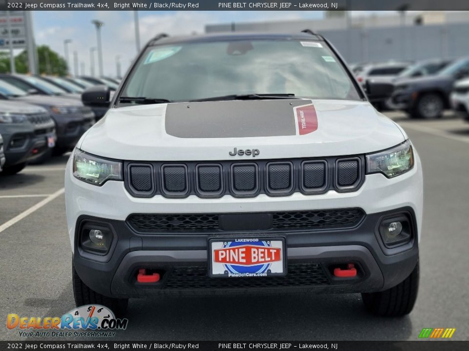 2022 Jeep Compass Trailhawk 4x4 Bright White / Black/Ruby Red Photo #2