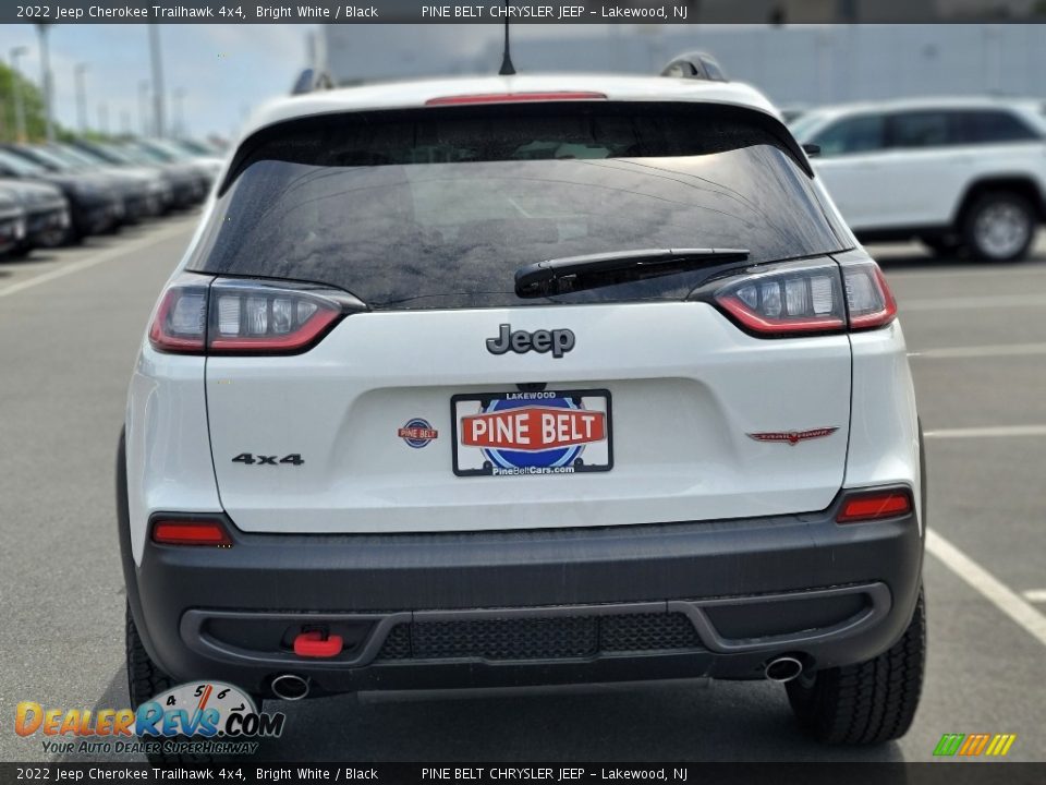 2022 Jeep Cherokee Trailhawk 4x4 Bright White / Black Photo #5