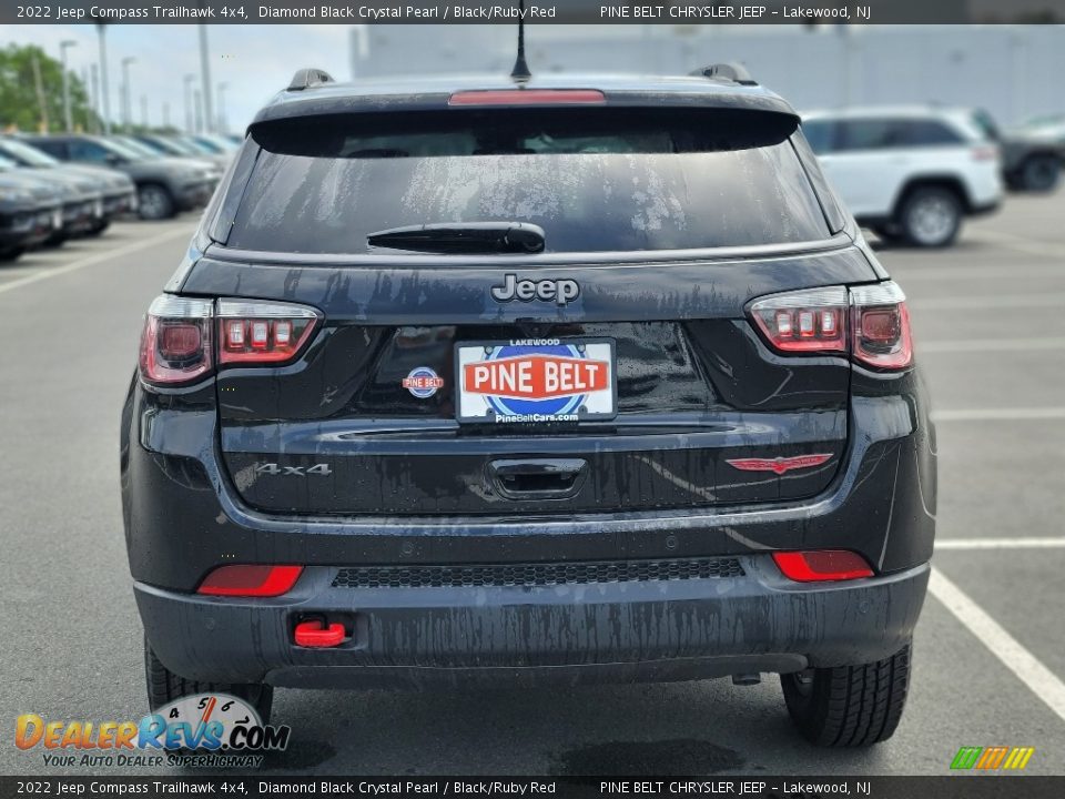 2022 Jeep Compass Trailhawk 4x4 Diamond Black Crystal Pearl / Black/Ruby Red Photo #5