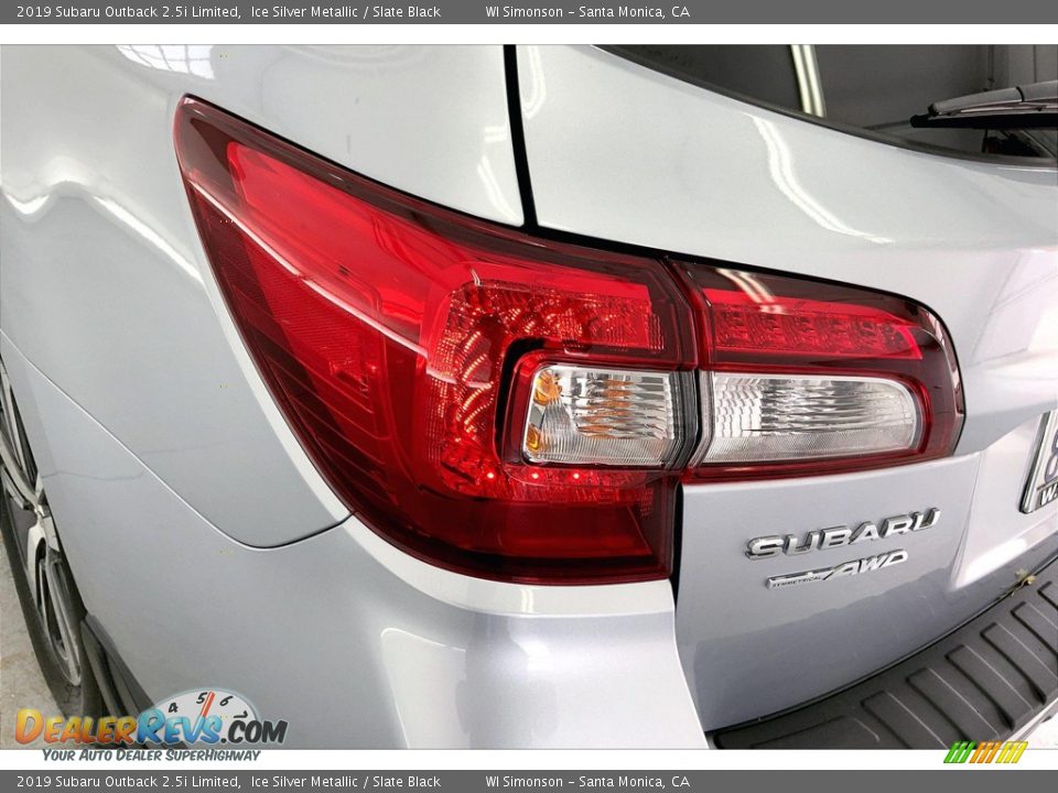 2019 Subaru Outback 2.5i Limited Ice Silver Metallic / Slate Black Photo #29