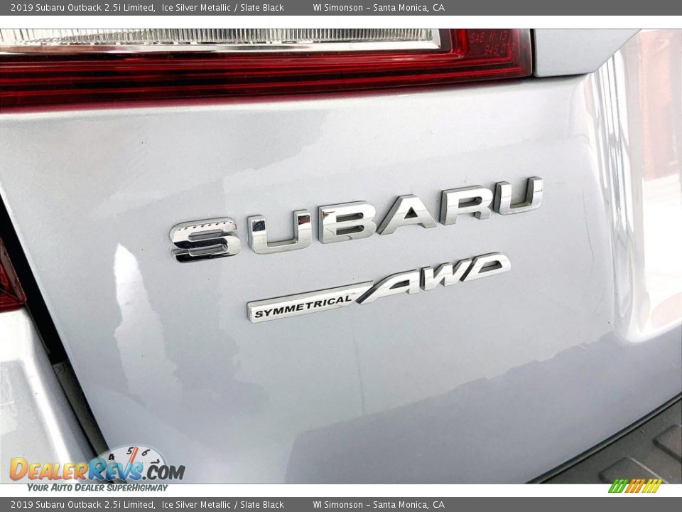 2019 Subaru Outback 2.5i Limited Ice Silver Metallic / Slate Black Photo #31