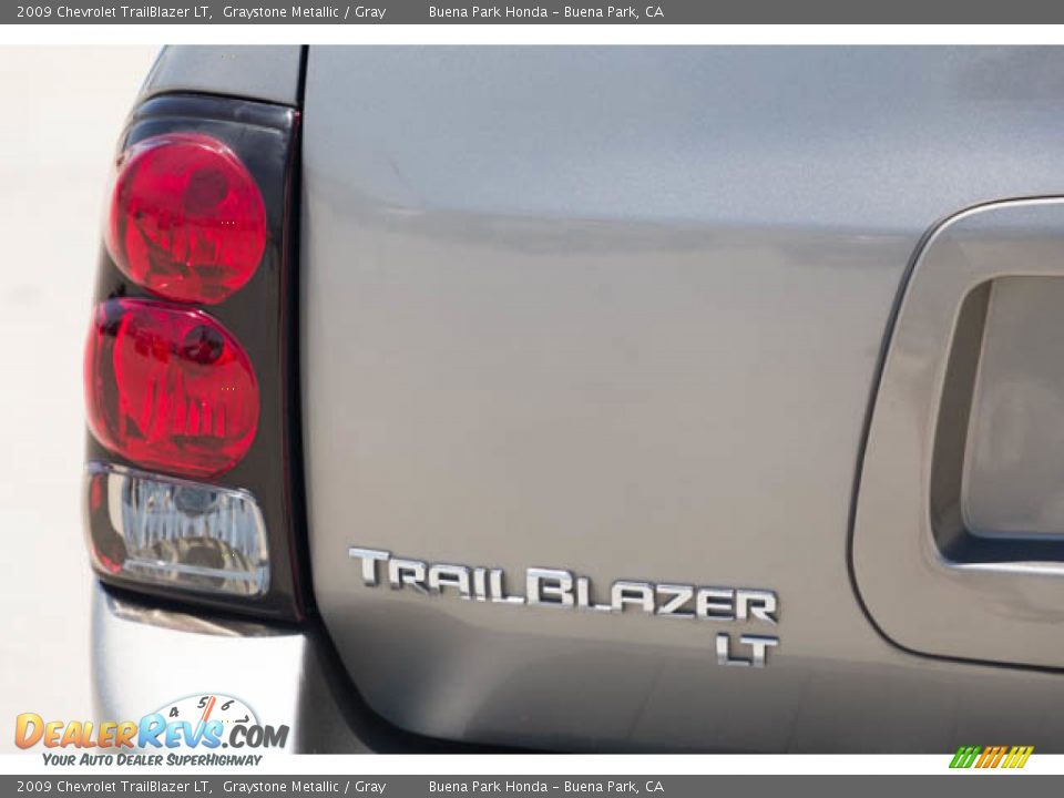 2009 Chevrolet TrailBlazer LT Graystone Metallic / Gray Photo #10