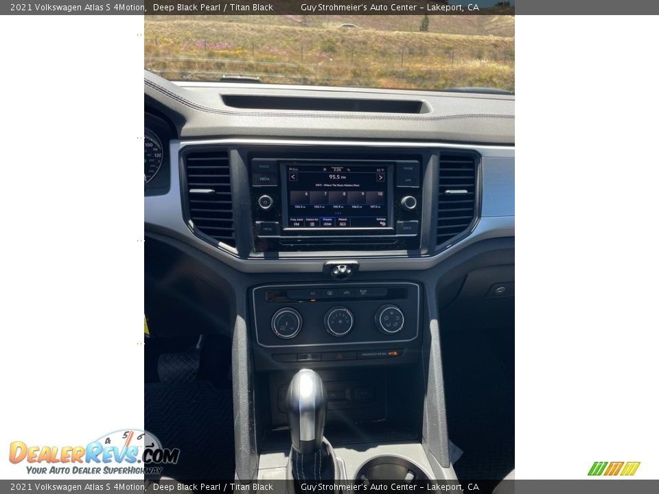 2021 Volkswagen Atlas S 4Motion Deep Black Pearl / Titan Black Photo #10