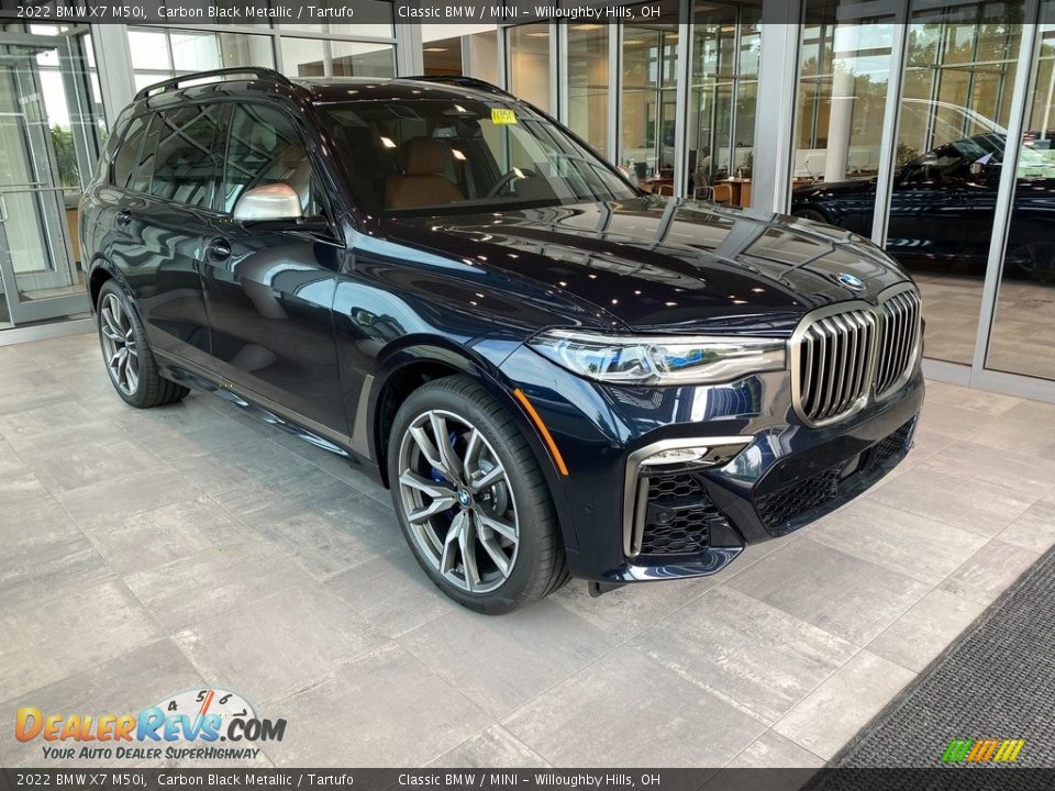 2022 BMW X7 M50i Carbon Black Metallic / Tartufo Photo #1