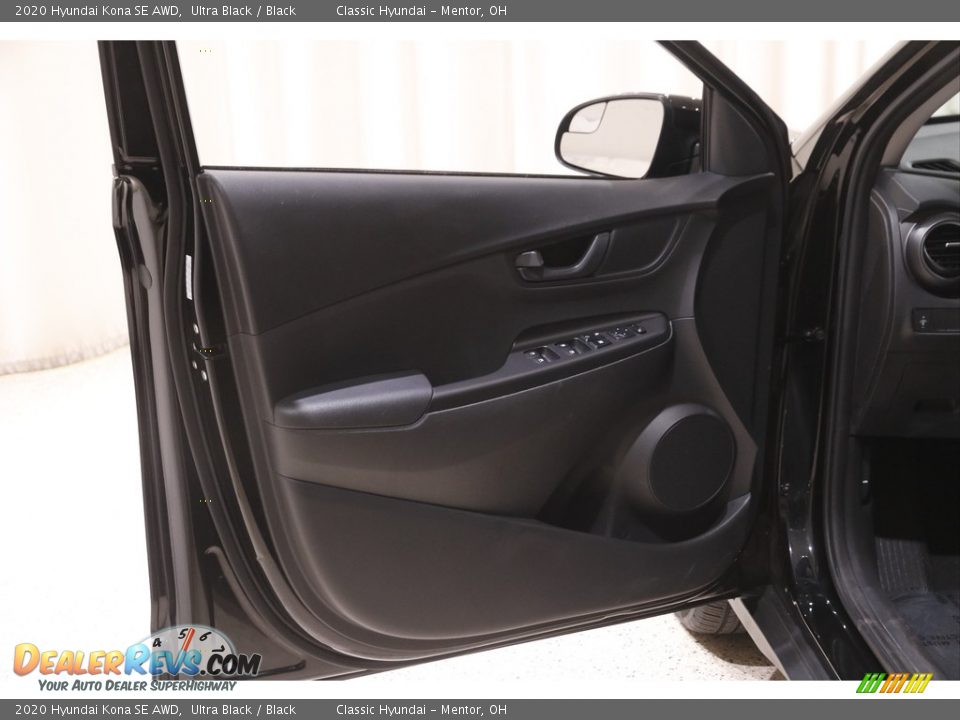 2020 Hyundai Kona SE AWD Ultra Black / Black Photo #4