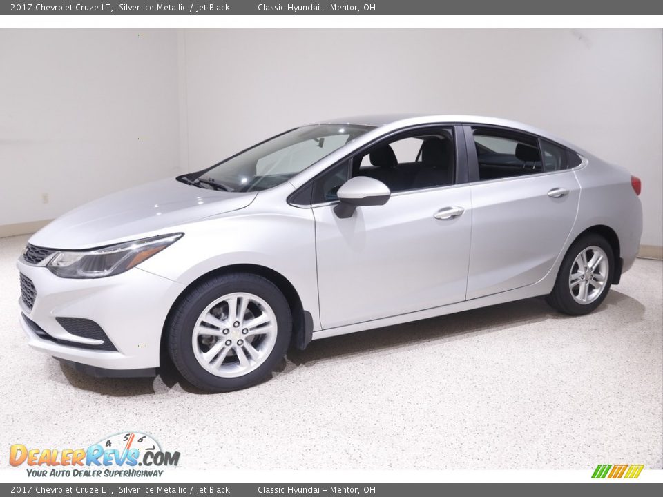 2017 Chevrolet Cruze LT Silver Ice Metallic / Jet Black Photo #3