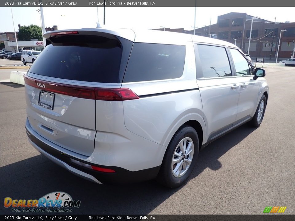 2023 Kia Carnival LX Silky Silver / Gray Photo #8