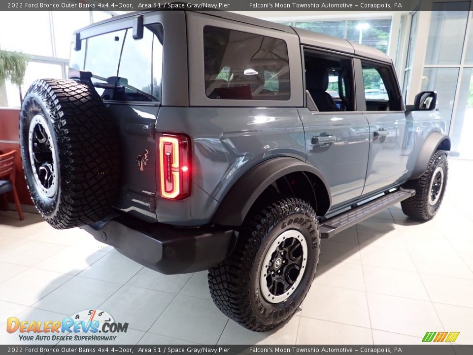 2022 Ford Bronco Outer Banks 4x4 4-Door Area 51 / Space Gray/Navy Pier Photo #2