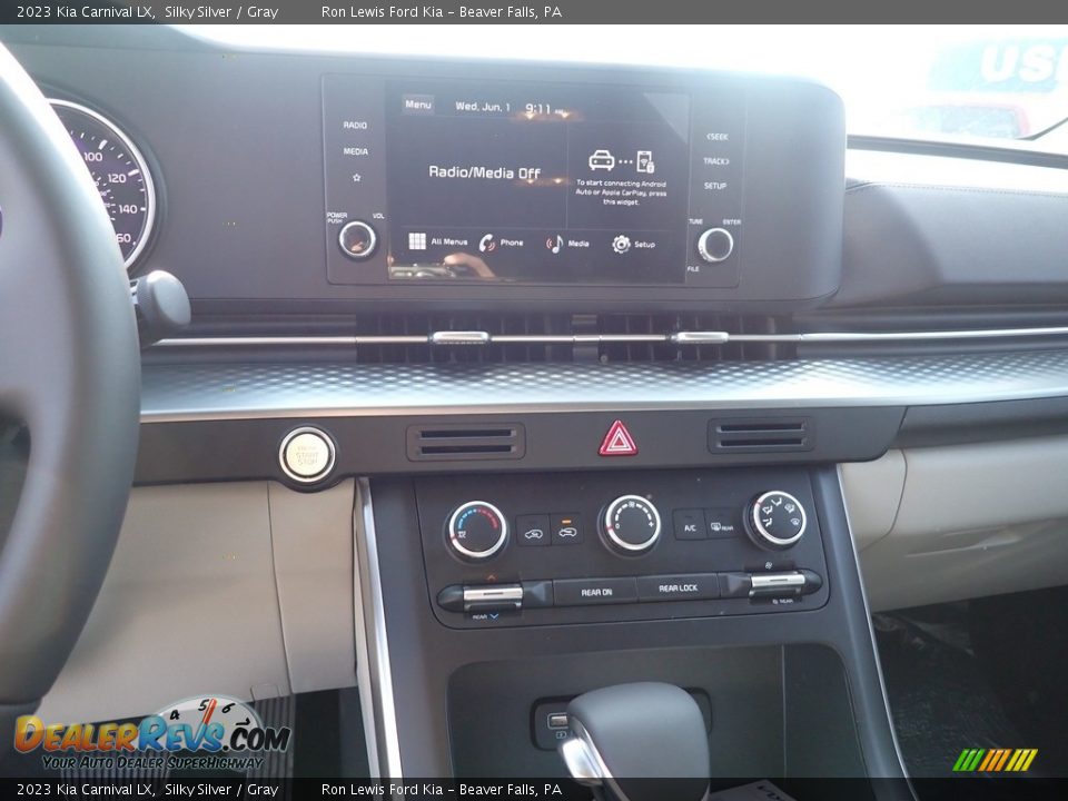 2023 Kia Carnival LX Silky Silver / Gray Photo #17