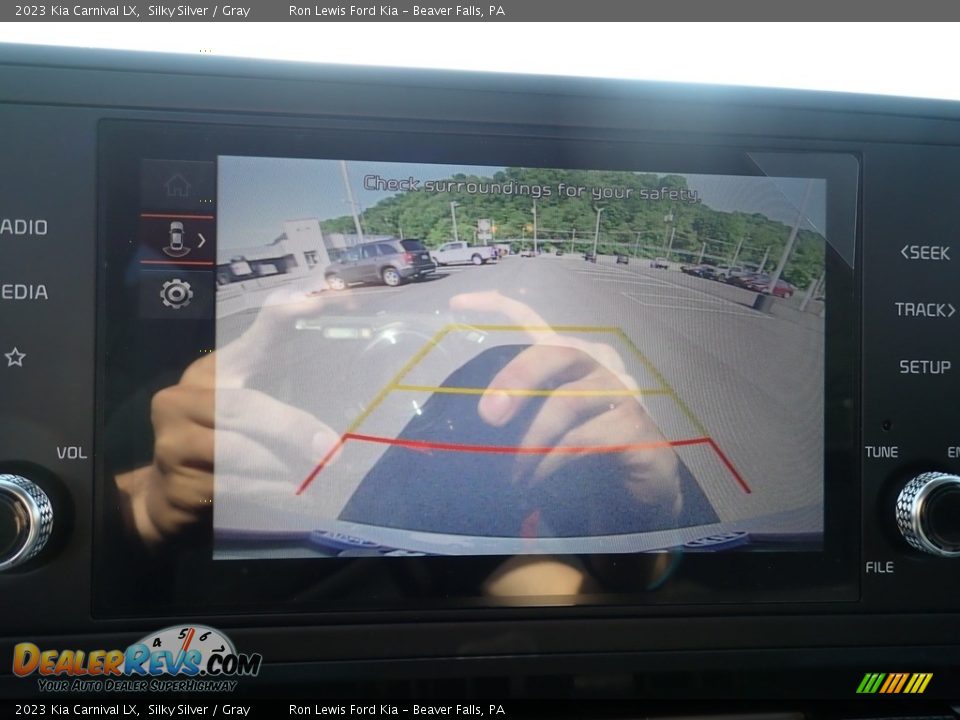 2023 Kia Carnival LX Silky Silver / Gray Photo #18