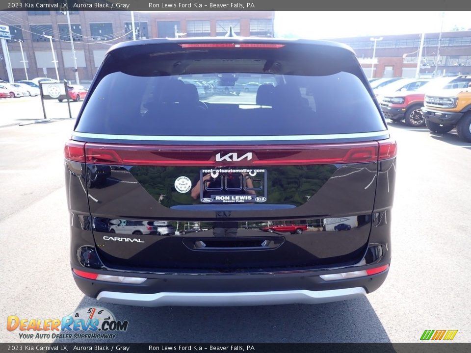 2023 Kia Carnival LX Aurora Black / Gray Photo #7