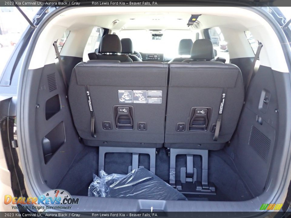 2023 Kia Carnival LX Aurora Black / Gray Photo #9