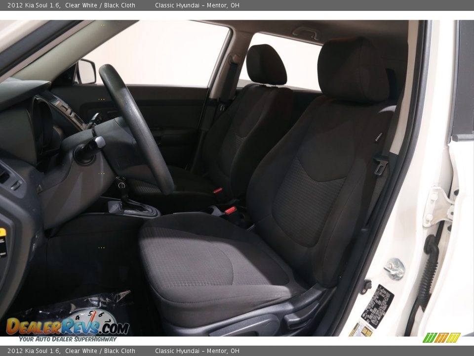 2012 Kia Soul 1.6 Clear White / Black Cloth Photo #5