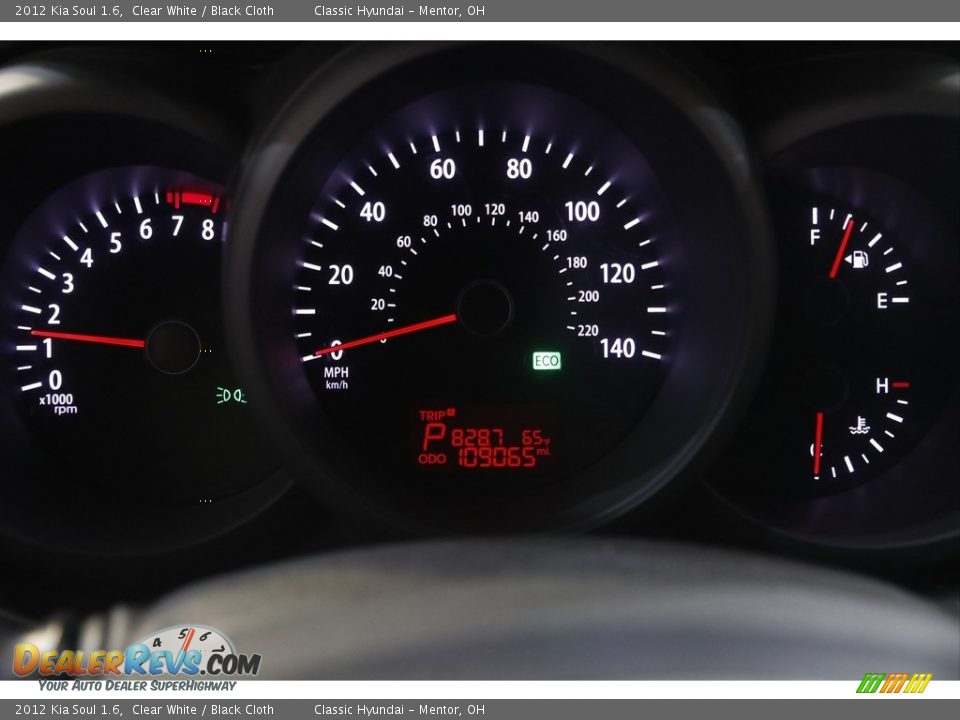 2012 Kia Soul 1.6 Clear White / Black Cloth Photo #8