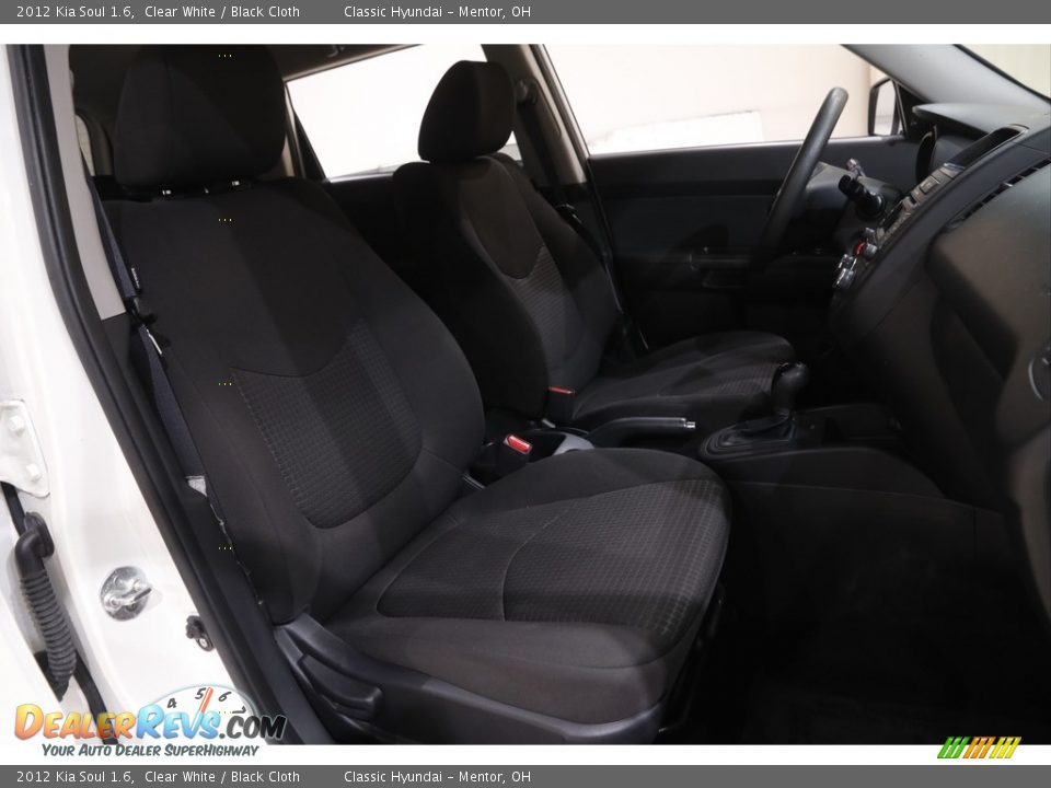 2012 Kia Soul 1.6 Clear White / Black Cloth Photo #13