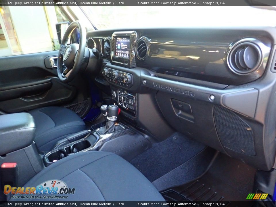 2020 Jeep Wrangler Unlimited Altitude 4x4 Ocean Blue Metallic / Black Photo #12