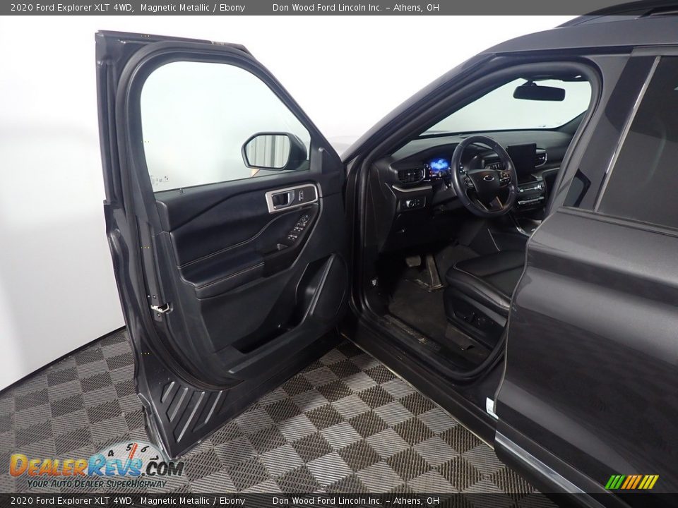 2020 Ford Explorer XLT 4WD Magnetic Metallic / Ebony Photo #24