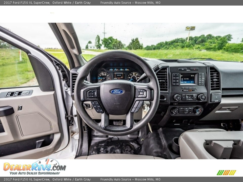 2017 Ford F150 XL SuperCrew Oxford White / Earth Gray Photo #27