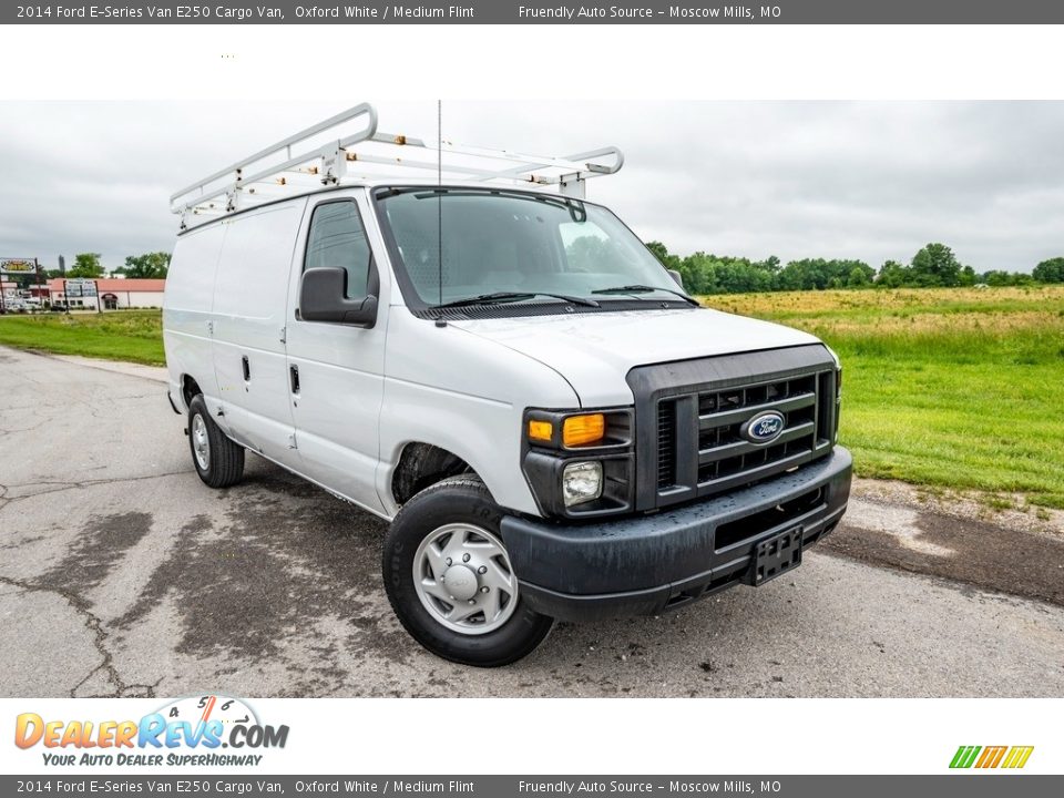 2014 Ford E-Series Van E250 Cargo Van Oxford White / Medium Flint Photo #1