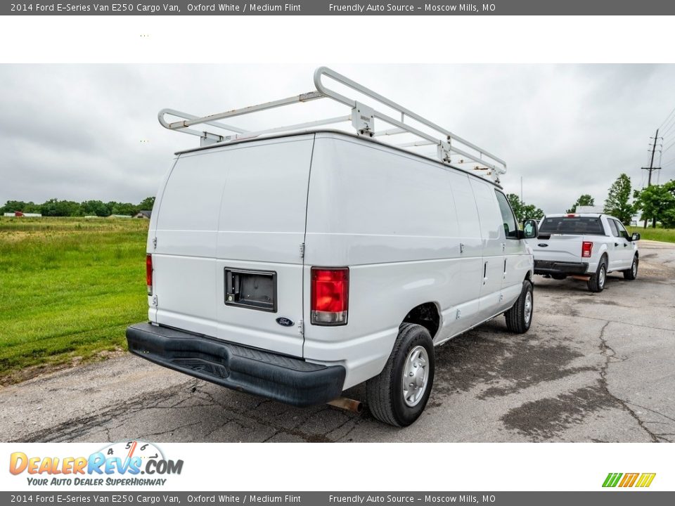 2014 Ford E-Series Van E250 Cargo Van Oxford White / Medium Flint Photo #4