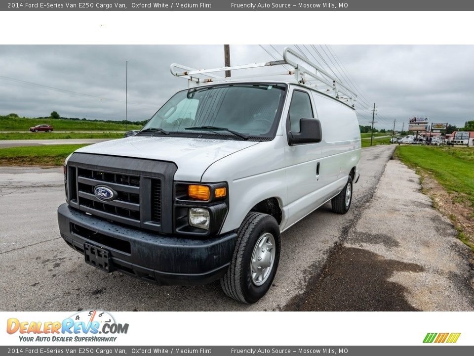 2014 Ford E-Series Van E250 Cargo Van Oxford White / Medium Flint Photo #8