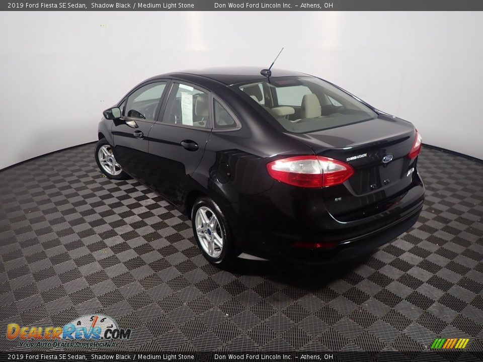 2019 Ford Fiesta SE Sedan Shadow Black / Medium Light Stone Photo #12