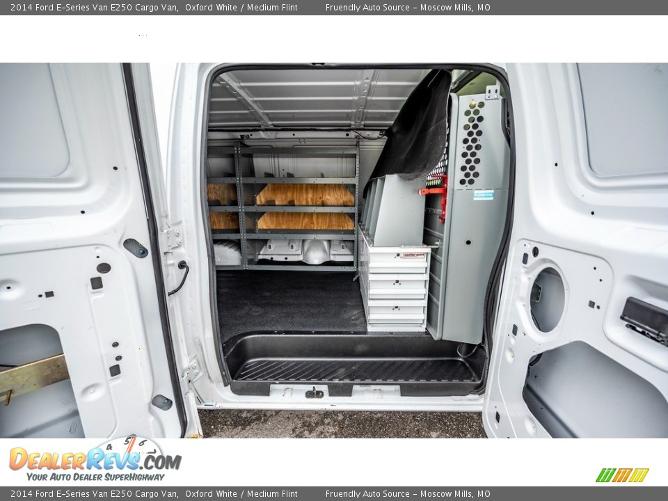 2014 Ford E-Series Van E250 Cargo Van Oxford White / Medium Flint Photo #19