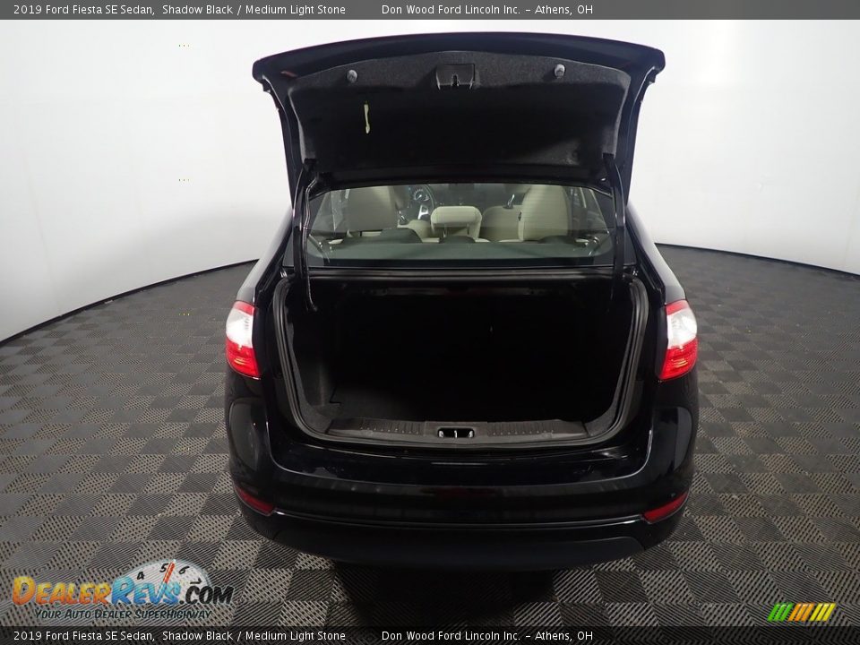 2019 Ford Fiesta SE Sedan Shadow Black / Medium Light Stone Photo #14