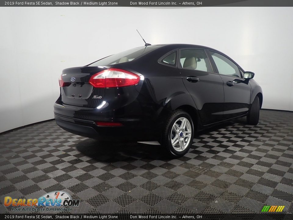 2019 Ford Fiesta SE Sedan Shadow Black / Medium Light Stone Photo #16