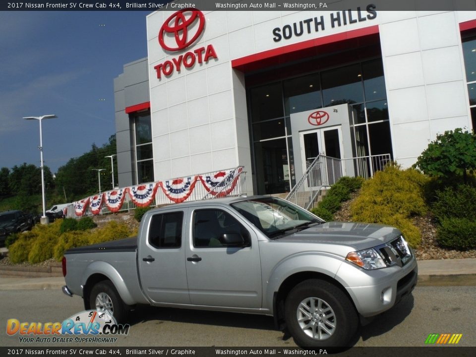 2017 Nissan Frontier SV Crew Cab 4x4 Brilliant Silver / Graphite Photo #2