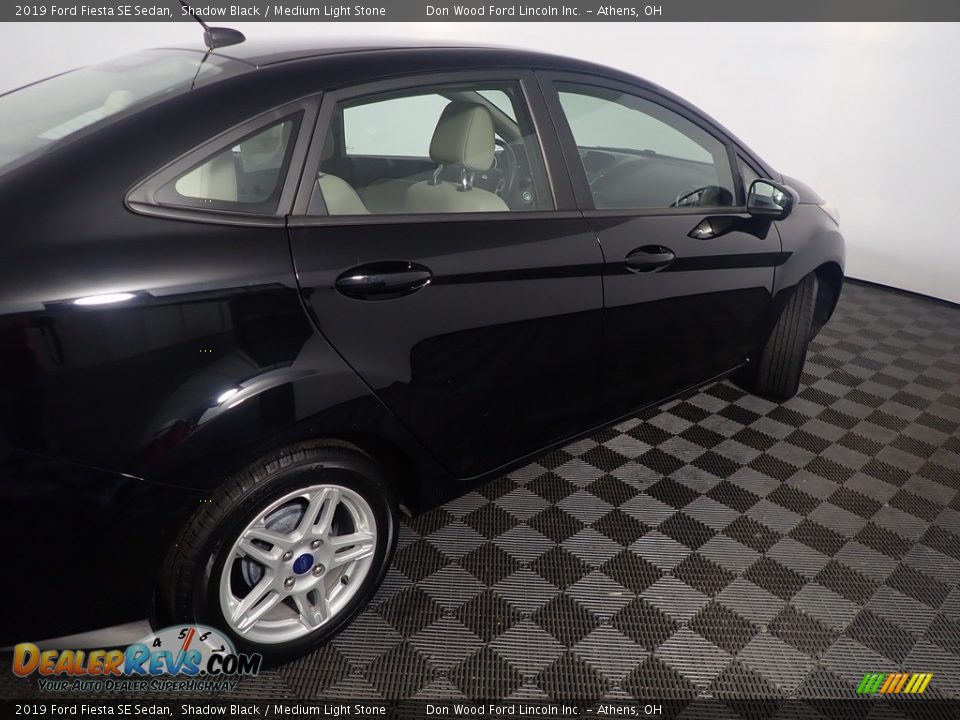 2019 Ford Fiesta SE Sedan Shadow Black / Medium Light Stone Photo #19