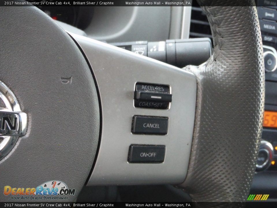 2017 Nissan Frontier SV Crew Cab 4x4 Steering Wheel Photo #8